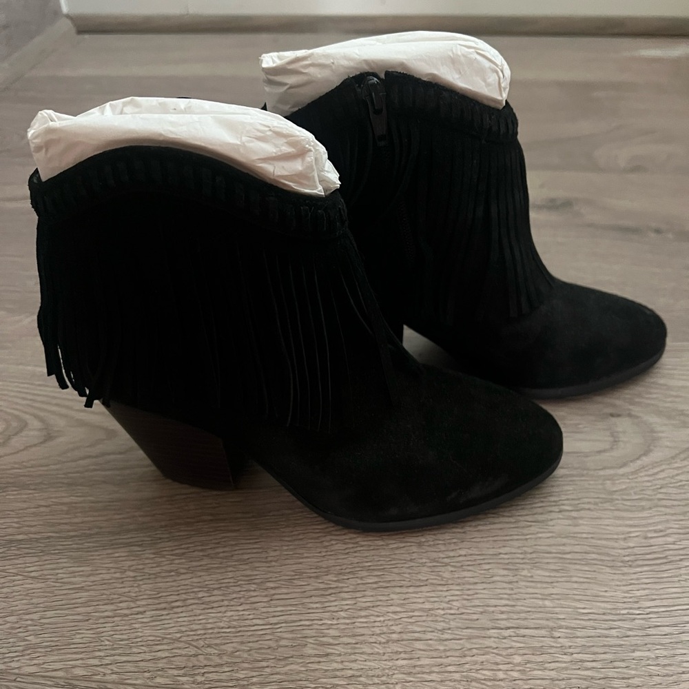 Gianni Bini Western Black Fringe Ankle Boots - Picture 5 of 6